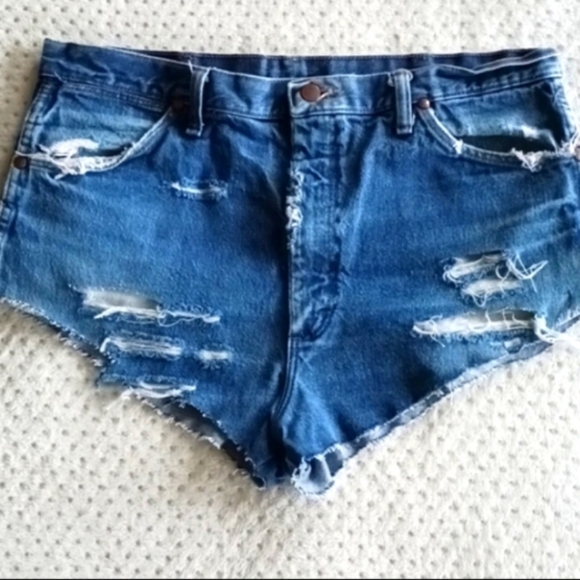 90's Vintage Wrangler High Waist Cut- Off Denim Cheeky Jean Shorts - Picture 2 of 15